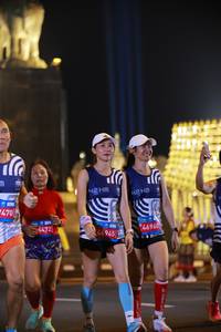 BIB: 
                            <button type="button" onclick="openModal(24358818)" class="btn btn-primary btn-sm float-right btn-popup" data-toggle="modal" data-target=".modal-high-quality">
                        <i class="fas fa-shopping-cart"></i> Add to Cart
                    </button>
                                            <button type="button" onclick="isThisMe(24358818, true)" class="btn btn-success btn-sm float-right btn-popup btn-isme hidden" data-toggle="tooltip" data-placement="bottom" title="นี่คือรูปของคุณใช่ไหม คลิกที่นี่เพื่อเอาเข้าอัลบั้ม">
                        <i class="fas fa-plus"></i> Add to album
                    </button>
                    <button type="button" onclick="isThisMe(24358818, false)" class="btn btn-warning btn-sm float-right btn-popup btn-isnotme hidden">
                        <i class="fas fa-ban"></i> Remove from album
                    </button>